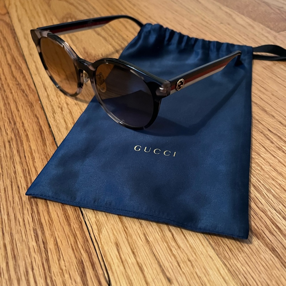 Authentic Gucci 55mm round glasses